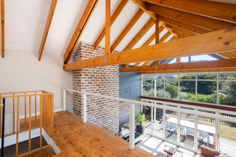 6 Bedroom Property for Sale in Lake Michelle Western Cape